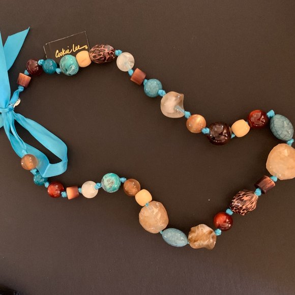 Adjustable Ribbon Necklace - Picture 2 of 3